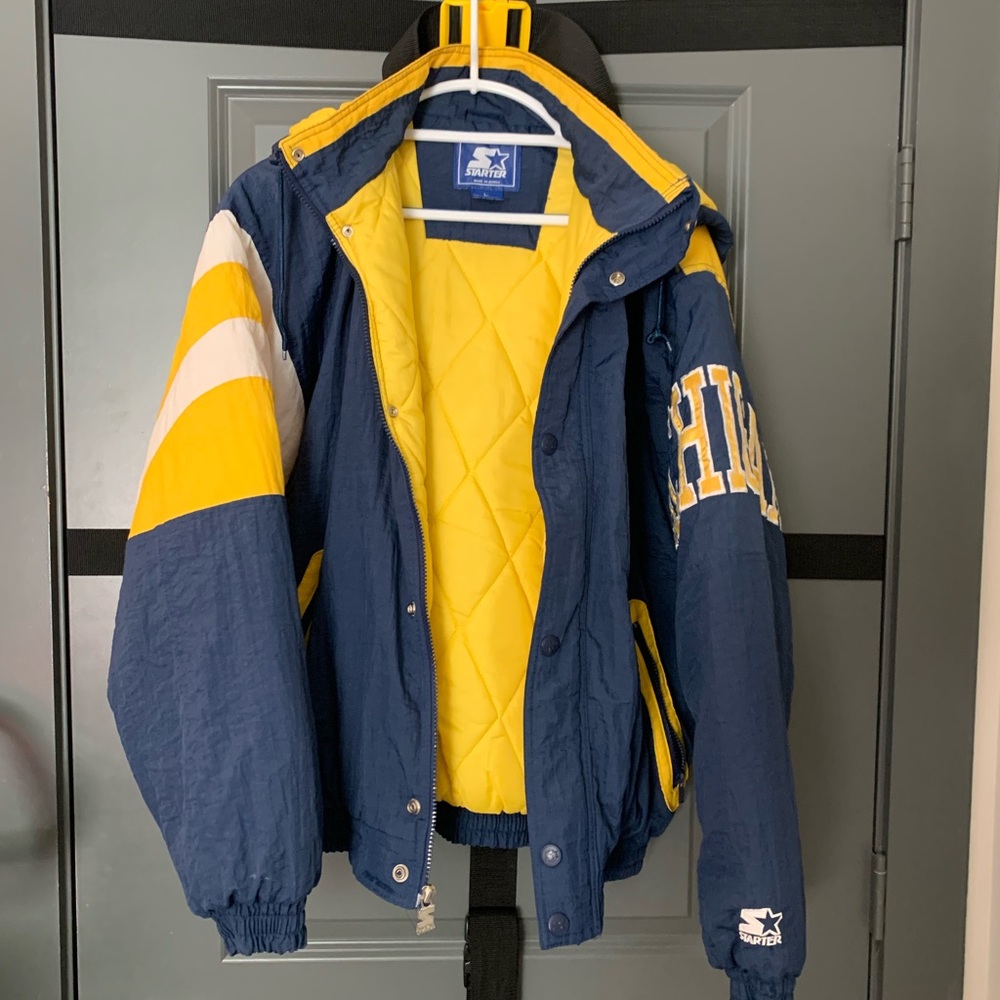 MICHIGAN WOLVERINES STARTER JACKET!